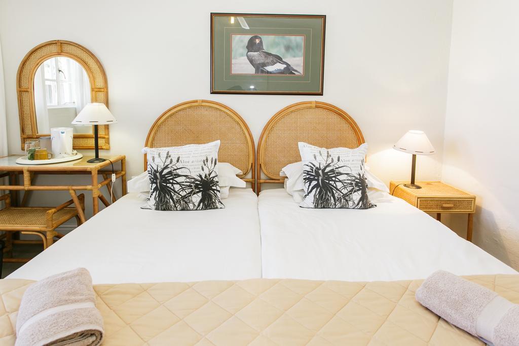 Wagon Wheel Country Lodge Beaufort West Bagian luar foto