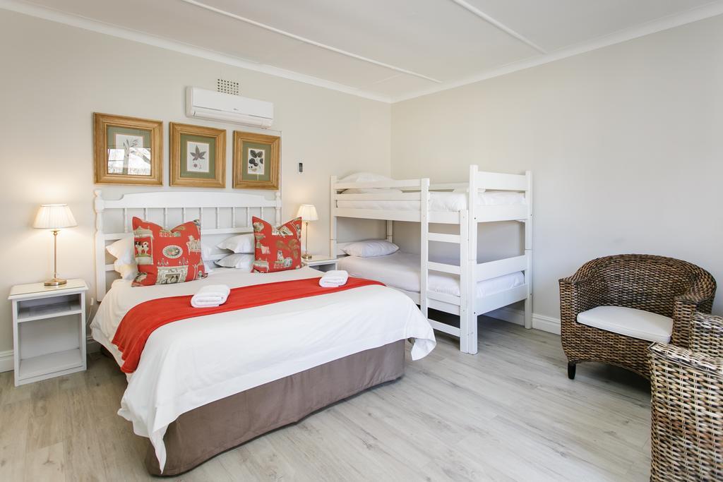 Wagon Wheel Country Lodge Beaufort West Bagian luar foto